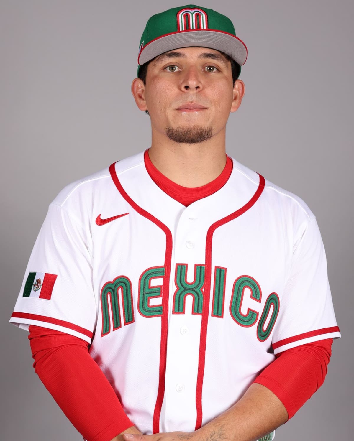 El sonorense Luis Urías jugará su segundo Clásico Mundial de Beisbol con México.