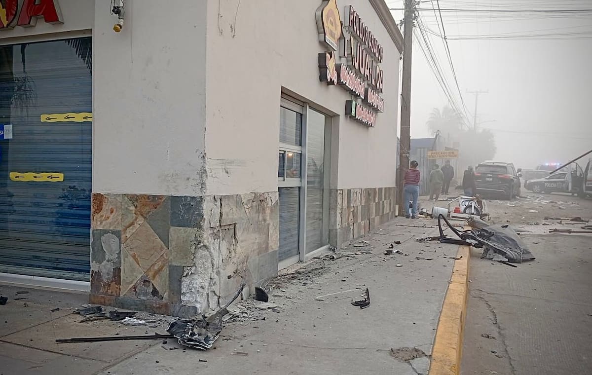 El accidente ocurrió alrededor de las 7:00 de la mañana del domingo, sobre el bulevar Cucapah. Foto: Border Zoom