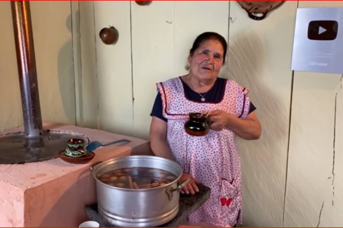 Doña Ángela te enseña a hacer ponche estilo De Mi Rancho a tu Cocina