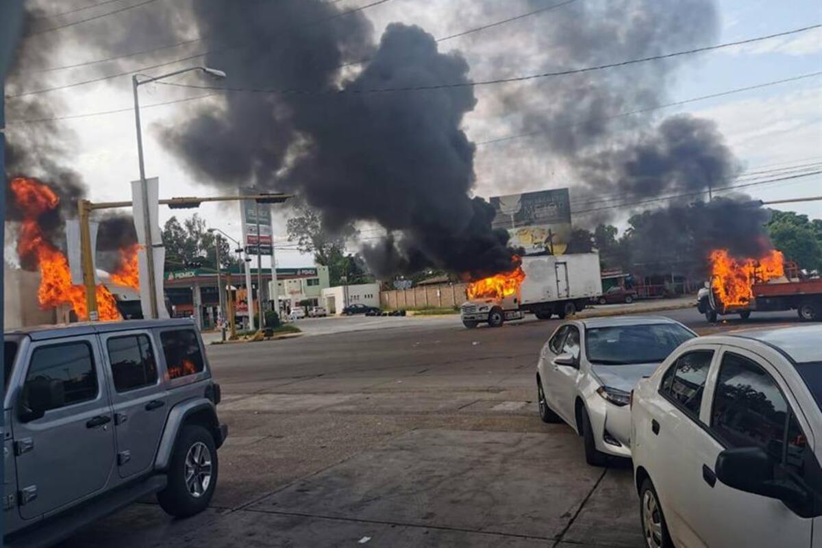 Recorren calles de Culiacán por la noche tras violenta tarde