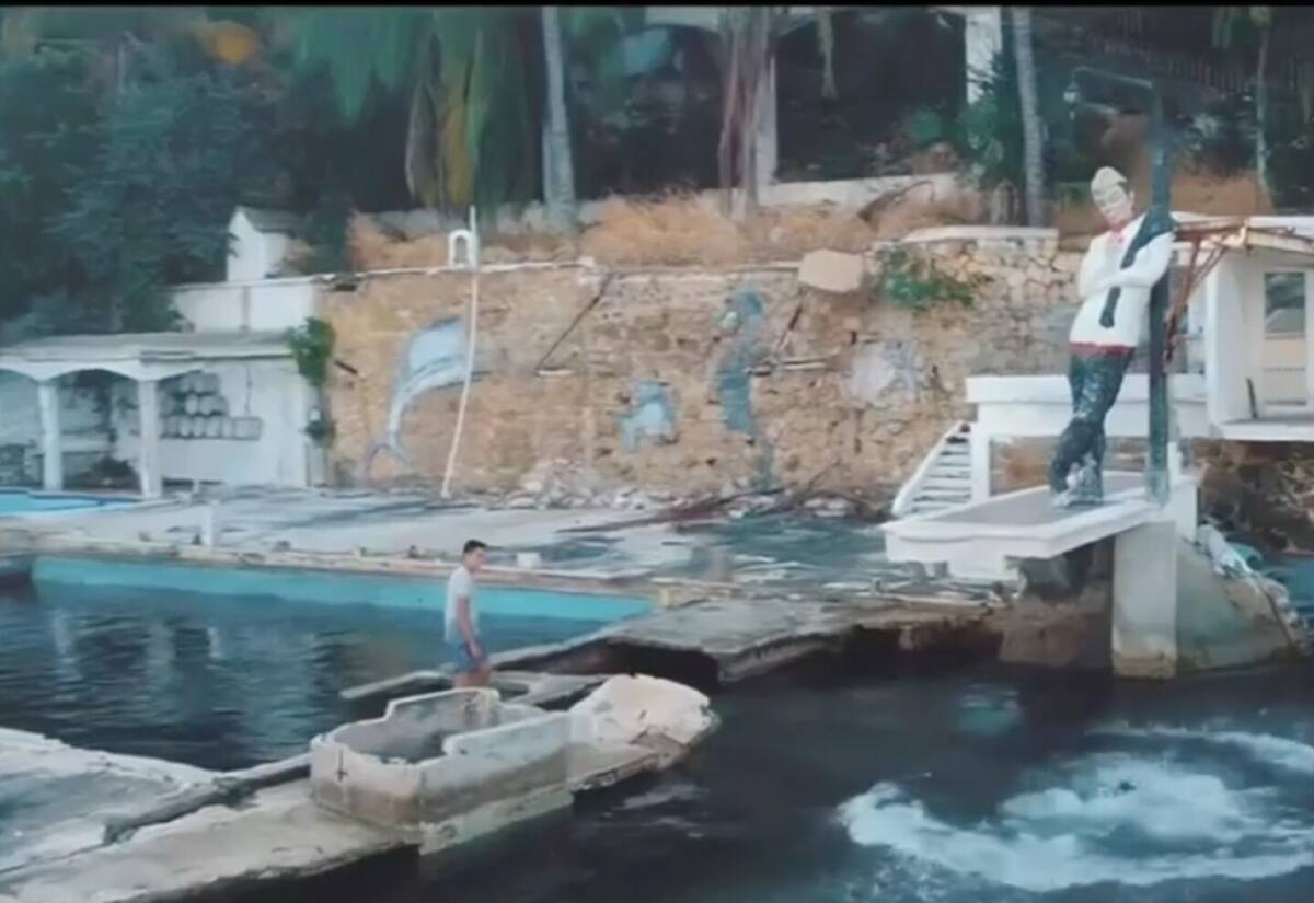 La antigua casa de Cantinflas en Acapulco, ahora en ruinas, sigue siendo escenario de misteriosos relatos y leyendas.