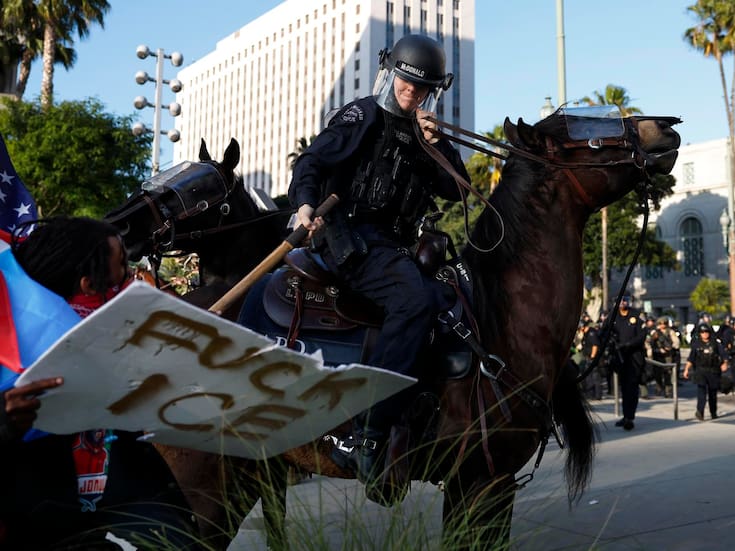 Masivas protestas contra el ICE se extienden por Estados Unidos tras muerte de una mujer a manos de un agente federal
