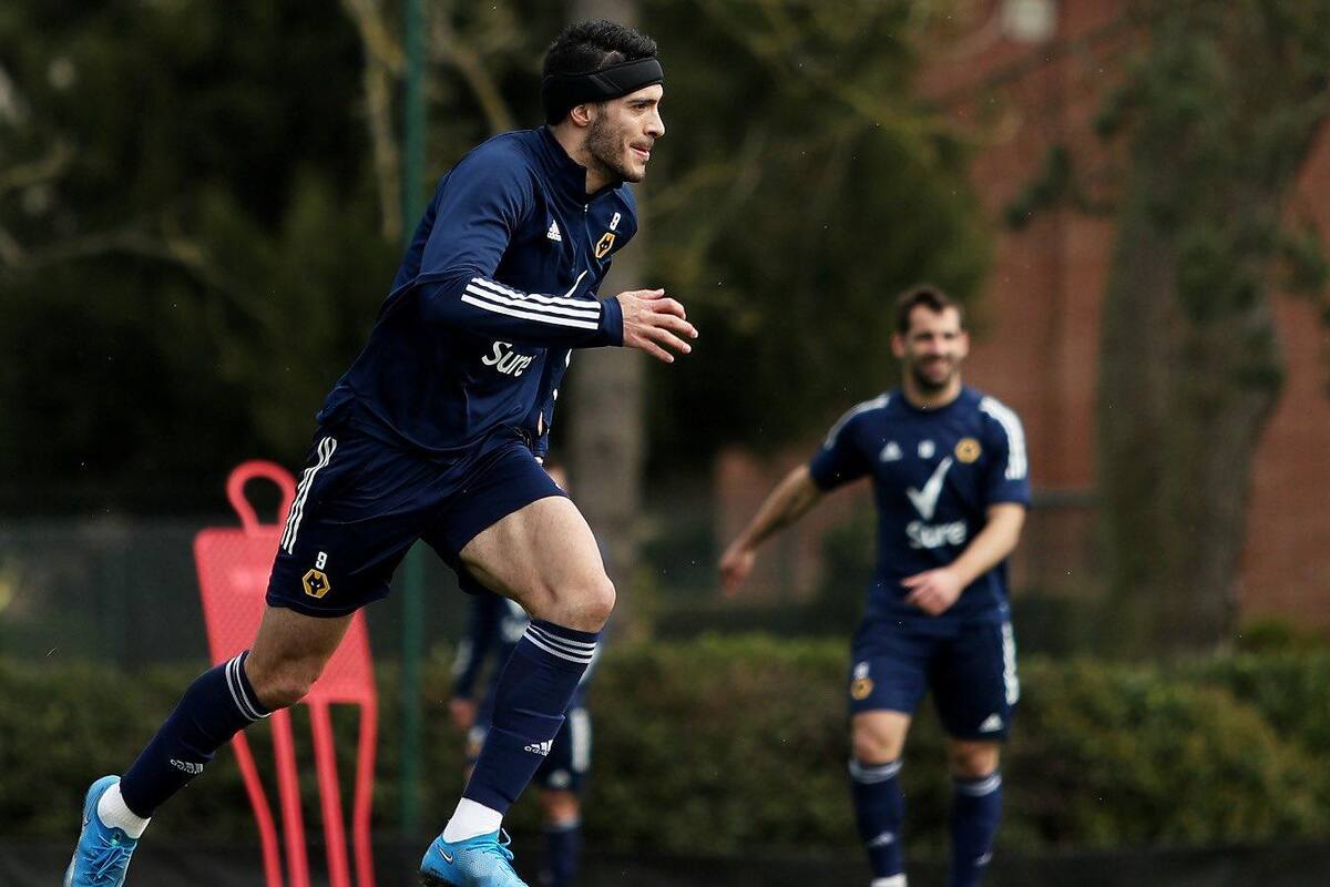 Está Raúl Jiménez listo para entrenar al 100%