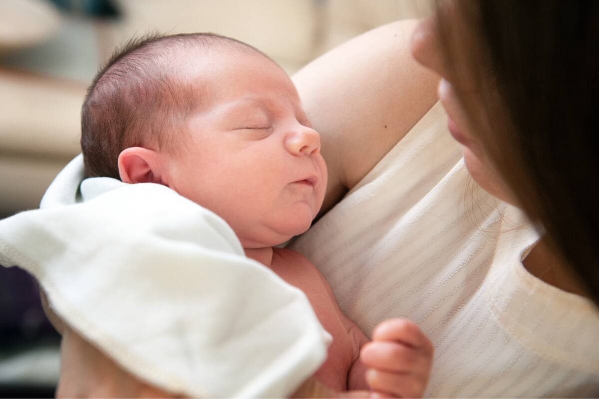 Según el análisis, los nacidos en estos meses tendrían mayores ventajas emocionales debido a las condiciones favorables de estas fechas, como más luz solar y sociabilidad/Foto: Canva