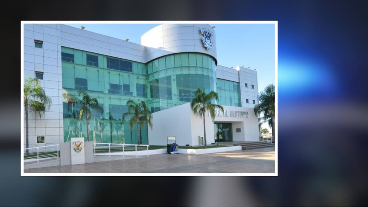 Robespier Lizárraga enfatizó que, aunque perder un día de clases es lamentable, es más grave que un estudiante pueda verse envuelto en un incidente de alto impacto.