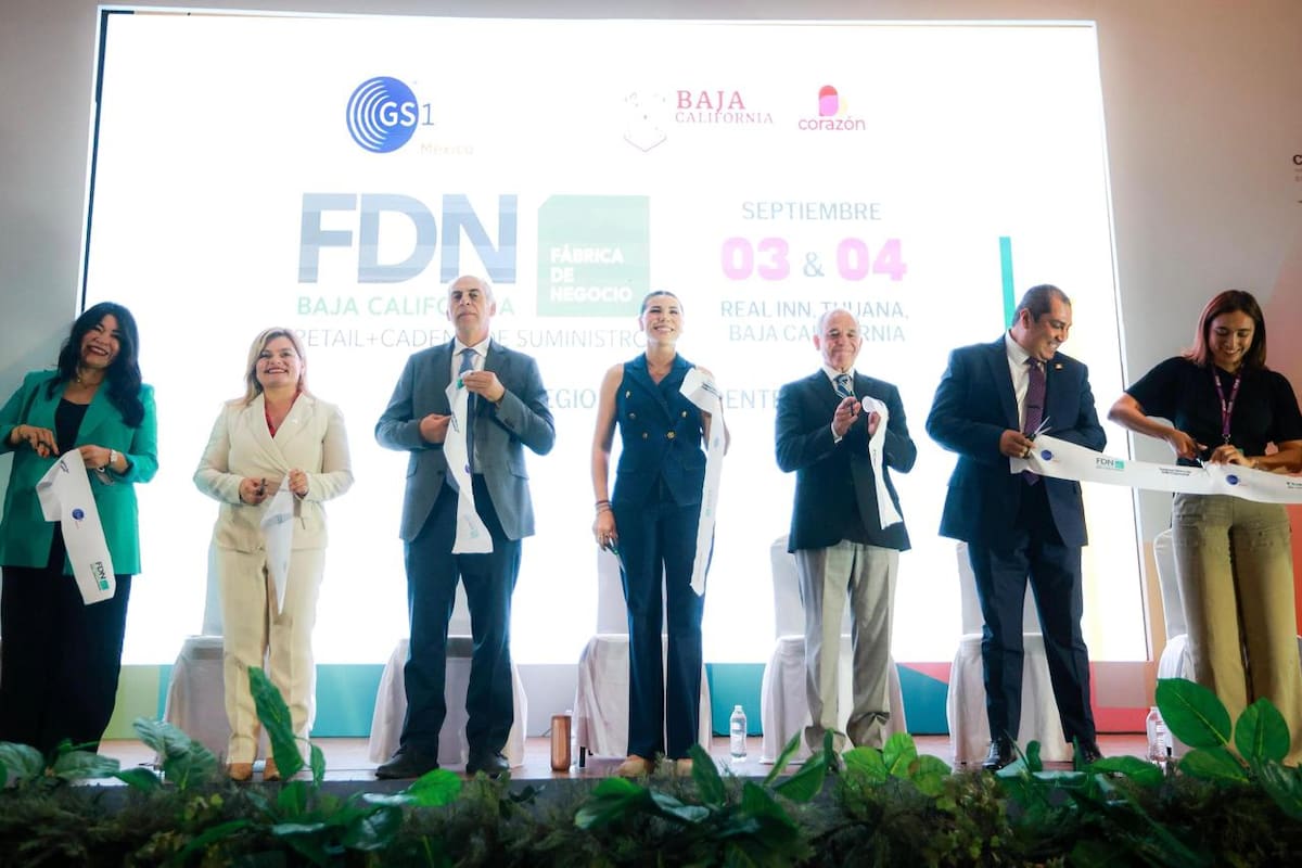 Inaugura gobernadora Fábrica de Negocio para fortalecer Mipymes