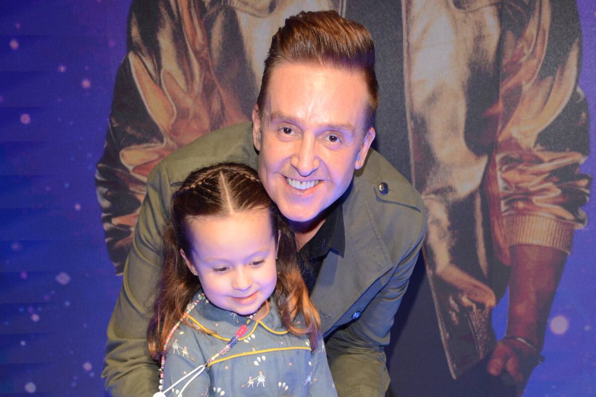 Hija de Daniel Bisogno acude a terapia tras problemas de salud del presentador