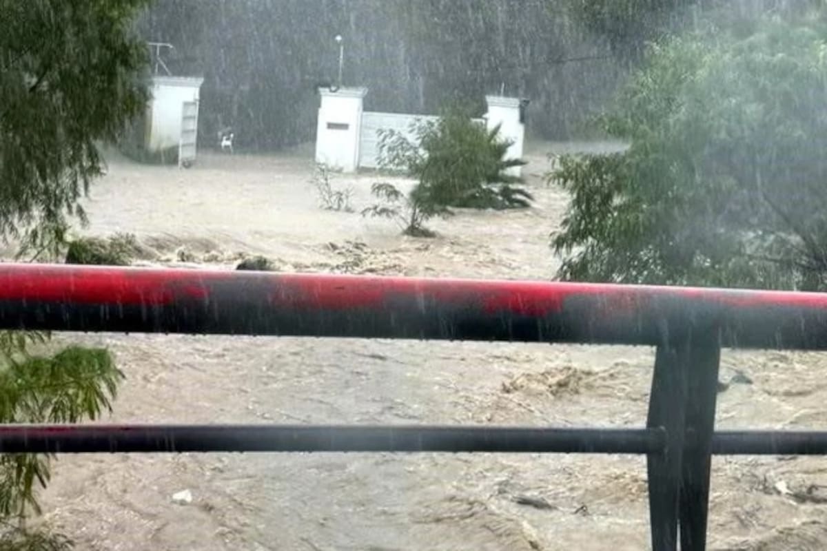 Phoenix vive el día más lluvioso en 7 años: al menos 4 muertos y devastación por lluvias históricas