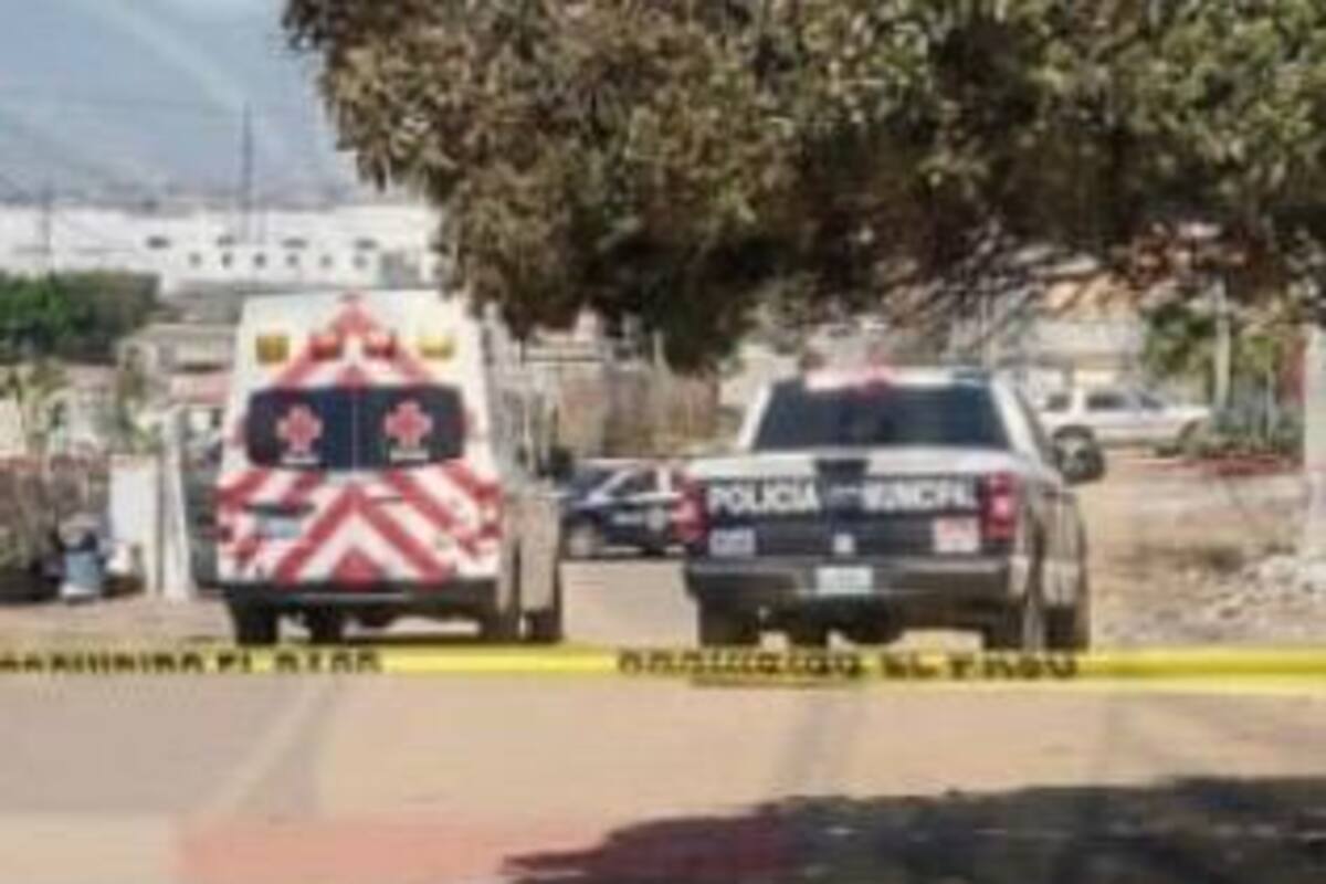 Lesionan de gravedad a mujer de varios tiros en Rosarito