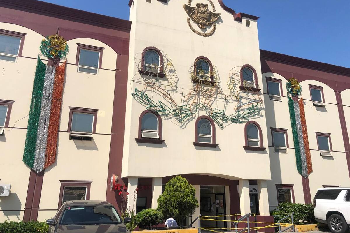 Presentan empleados del ayuntamiento renuncia voluntaria