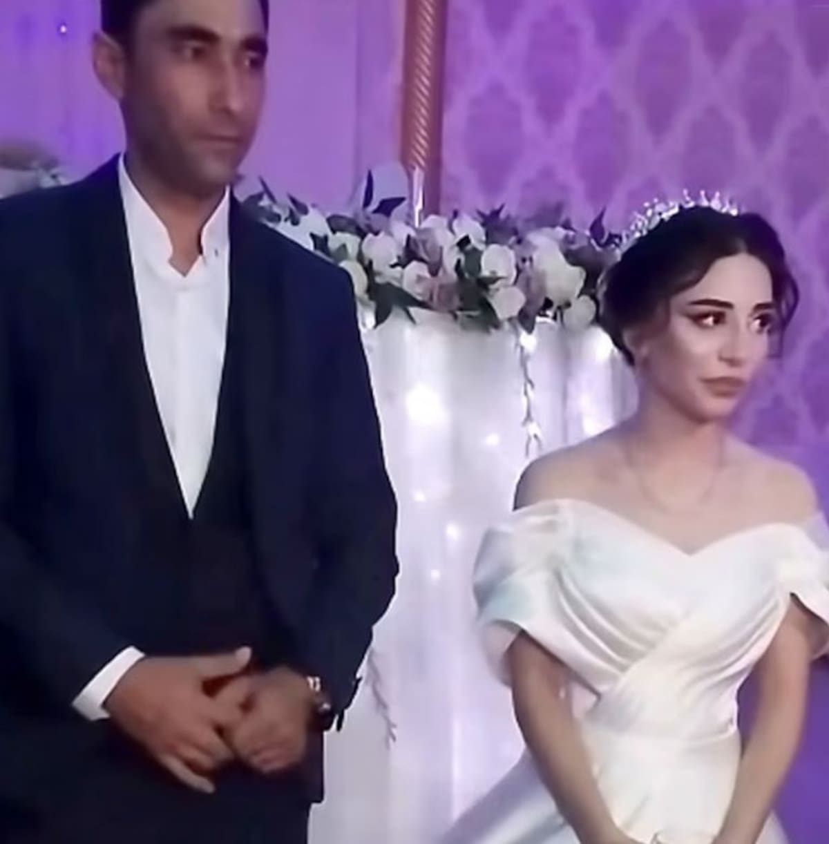La joven Lyaman Mammadli fue encontrada sin vida después de recibir duras críticas de los suegros por su atuendo en la boda. Foto: @SchengenStory y Heraldo de México