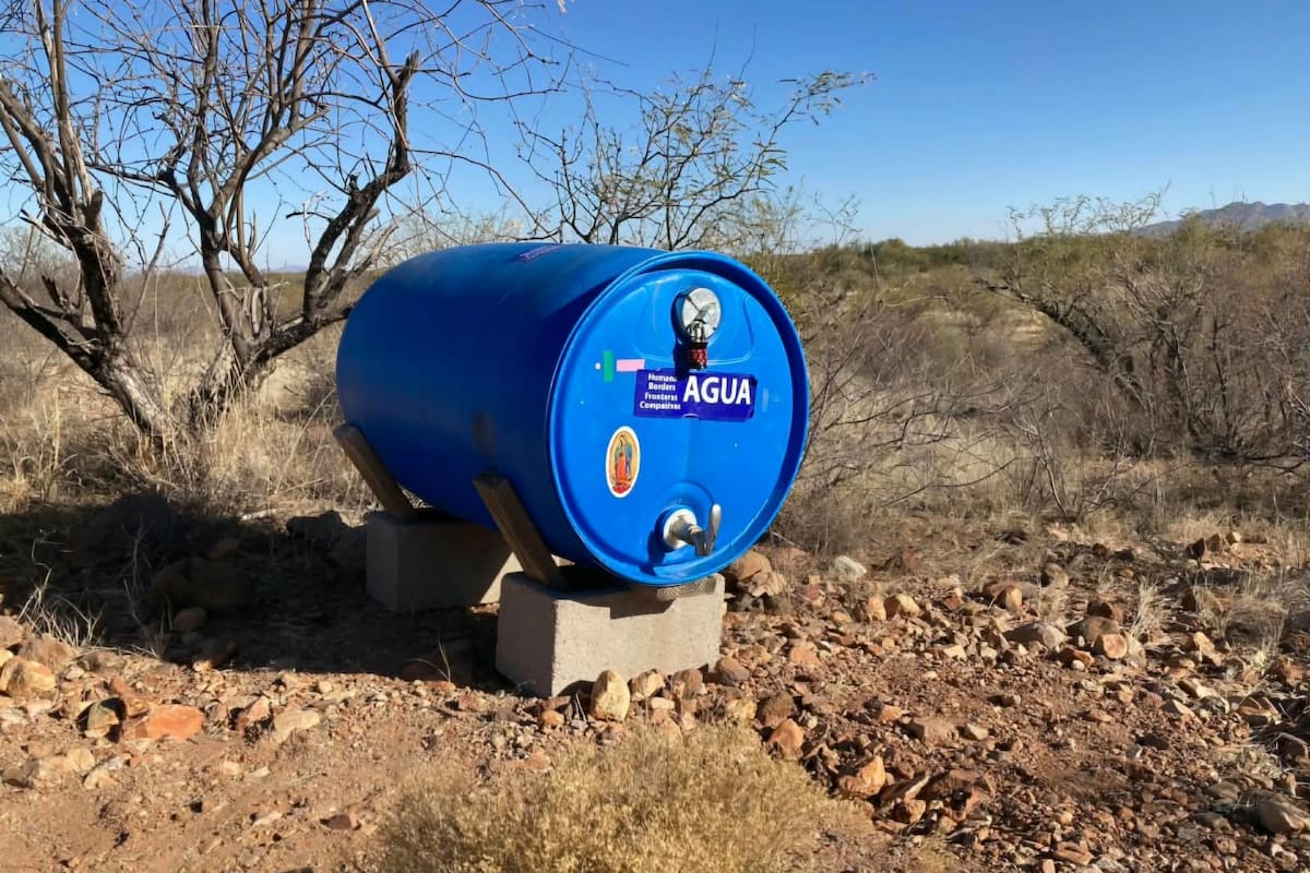 Retiran permisos a estaciones de agua en el sur de Arizona; 4 mil 517 personas han muerto en el desierto desde 1981