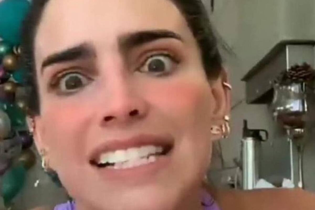 Bárbara de Regil explota contra fan por llamarla por teléfono