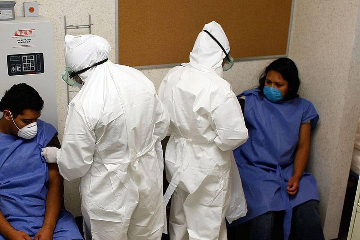 Inicia vacunación de médicos del sector industrial en Tijuana
