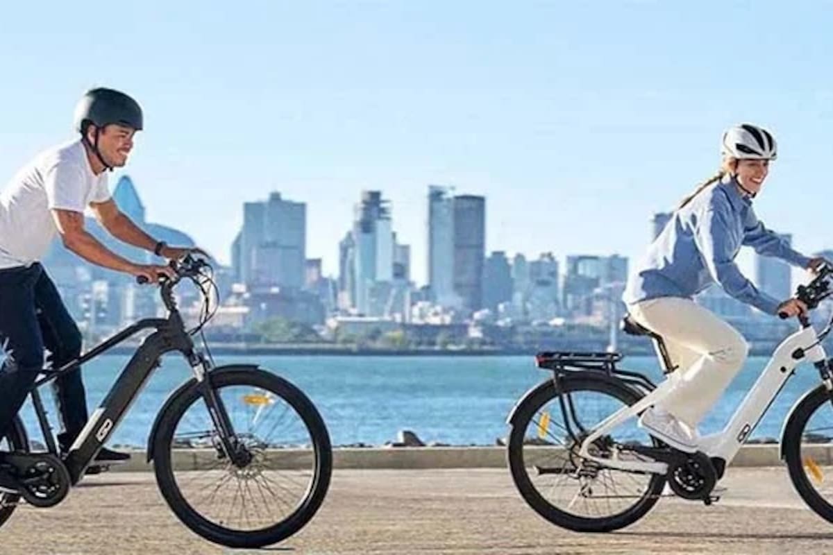 Descubre Coronado a bordo de una eBike en este recorrido guiado