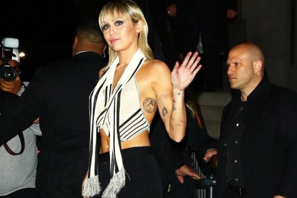 Desfila Miley Cyrus en la semana de la moda de Nueva York