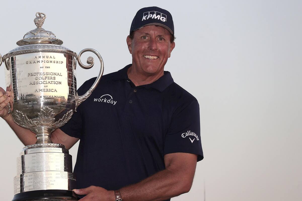 Phil Mickelson hace historia y gana título de PGA Championship a sus 50 años