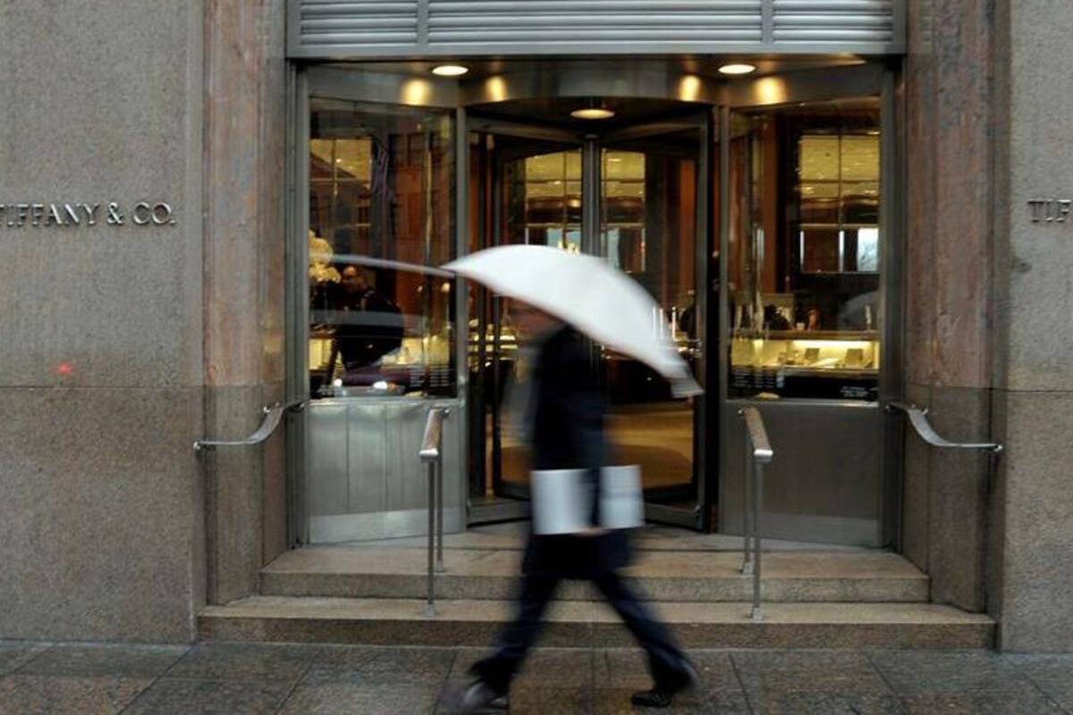 Tiffany & Co. y Levi's anuncian millonarias donaciones contra pandemia