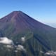 Padre deja solo a su hijo en el monte Fuji