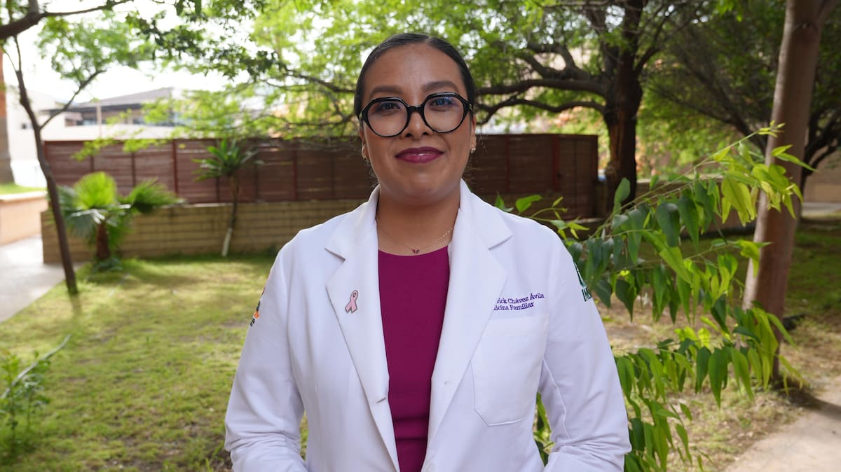 Alrededor de 350 médicos especialistas se incorporaron al IMSS en Baja California para fortalecer la atención y reducir tiempos de espera. Foto: Lorena Salinas