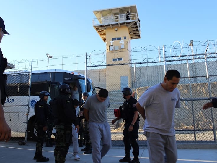 Reportan más quejas en penales del estado