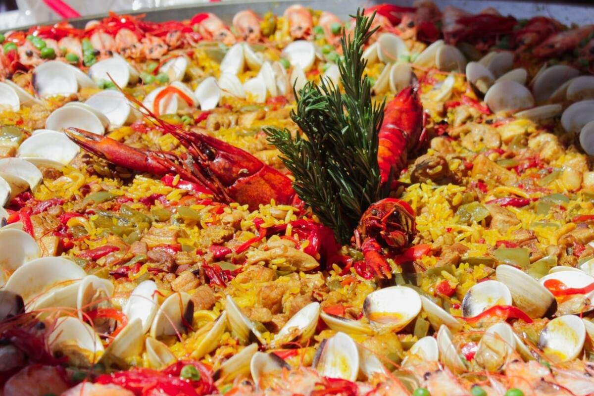 Concluyen Fiestas de la Vendimia con el concurso de paellas