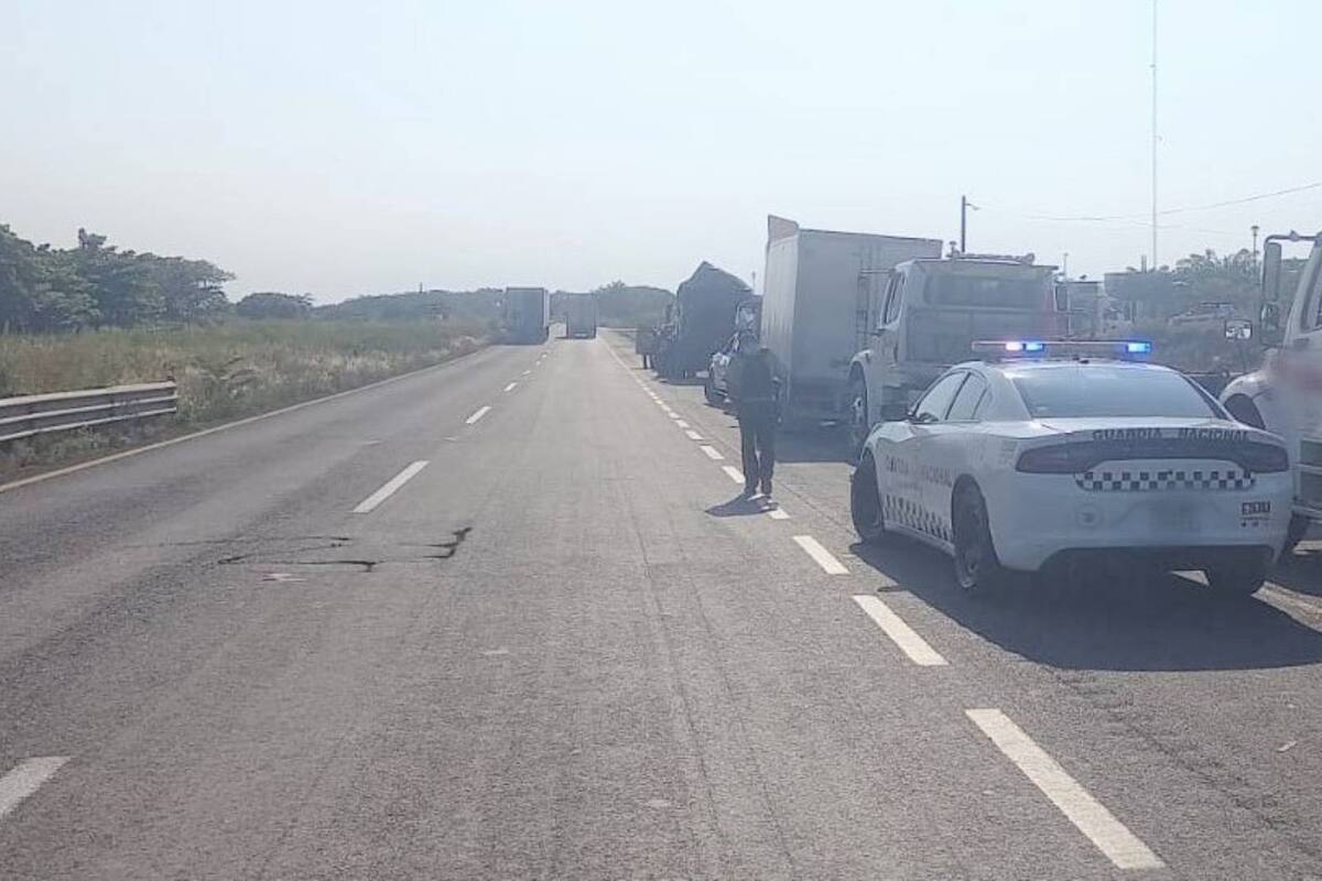 Accidente en Veracruz termina con la muerte de un peregrino y dos lesionados