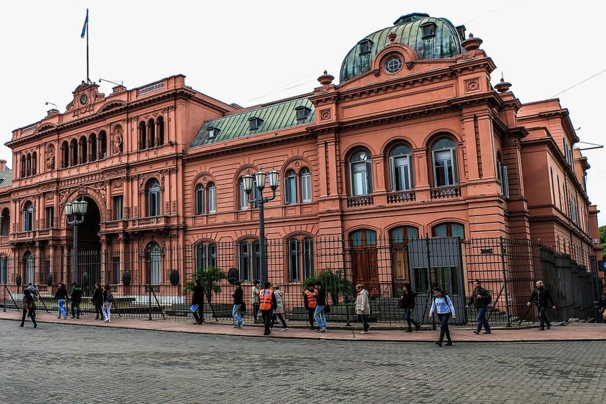 Argentina suma más de 2 mil casos y 89 muertos por coronavirus