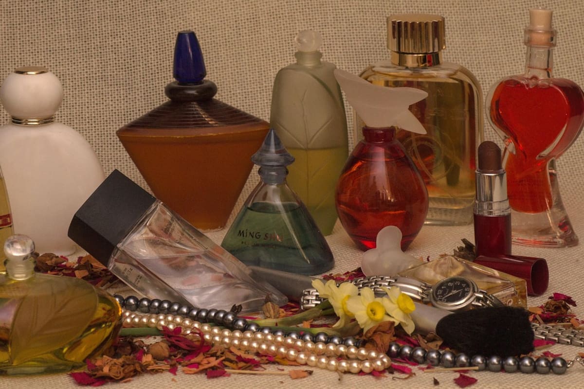 Top 10 Perfumes para regalar este San Valentín 2025