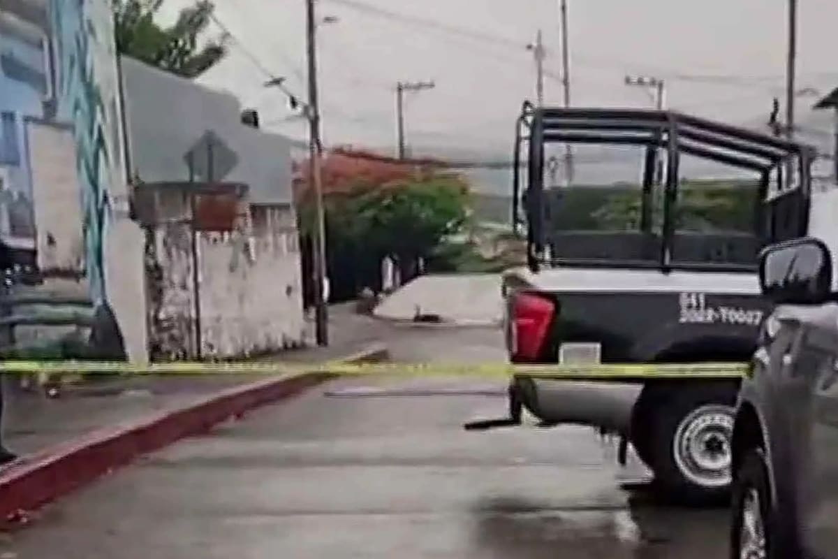 Abandonan cadáveres de jóvenes en Temixco, Morelos