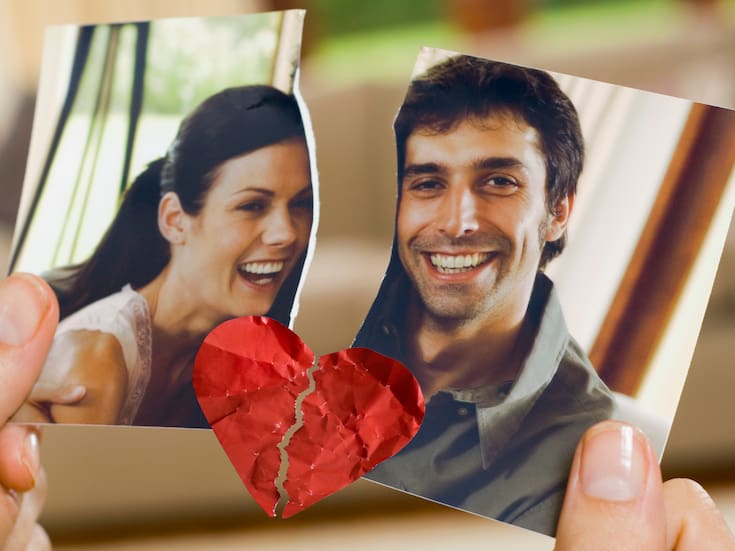 Pide el divorcio por no tener relaciones sexuales y en juicio descubre que su esposo es un hombre transgénero