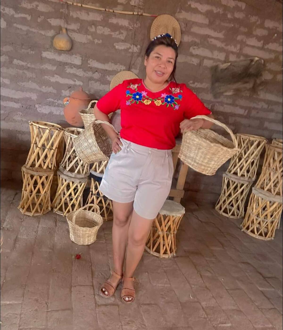 Victoria Moroyoqui promueve actividades en beneficio de su etnia mientras emprende en los negocios. FOTO: JESÚS PALOMARES