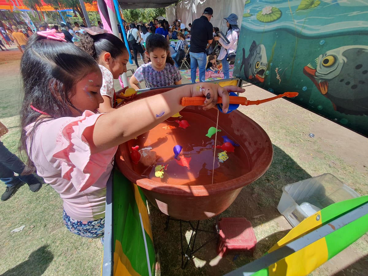 El Chiquifest reúne espectáculos circenses, pintura, globoflexia, payasos, personajes animados, rally deportivo, ajedrez, talleres de lectura creativa, actividades inclusivas y mucha alegría para niñas y niños.