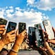 Más de 7 mil personas se sumaron a un amparo colectivo para evitar el registro obligatorio de celulares en México mientras millones de usuarios siguen sin completar el trámite por desconfianza sobre el manejo de sus datos personales