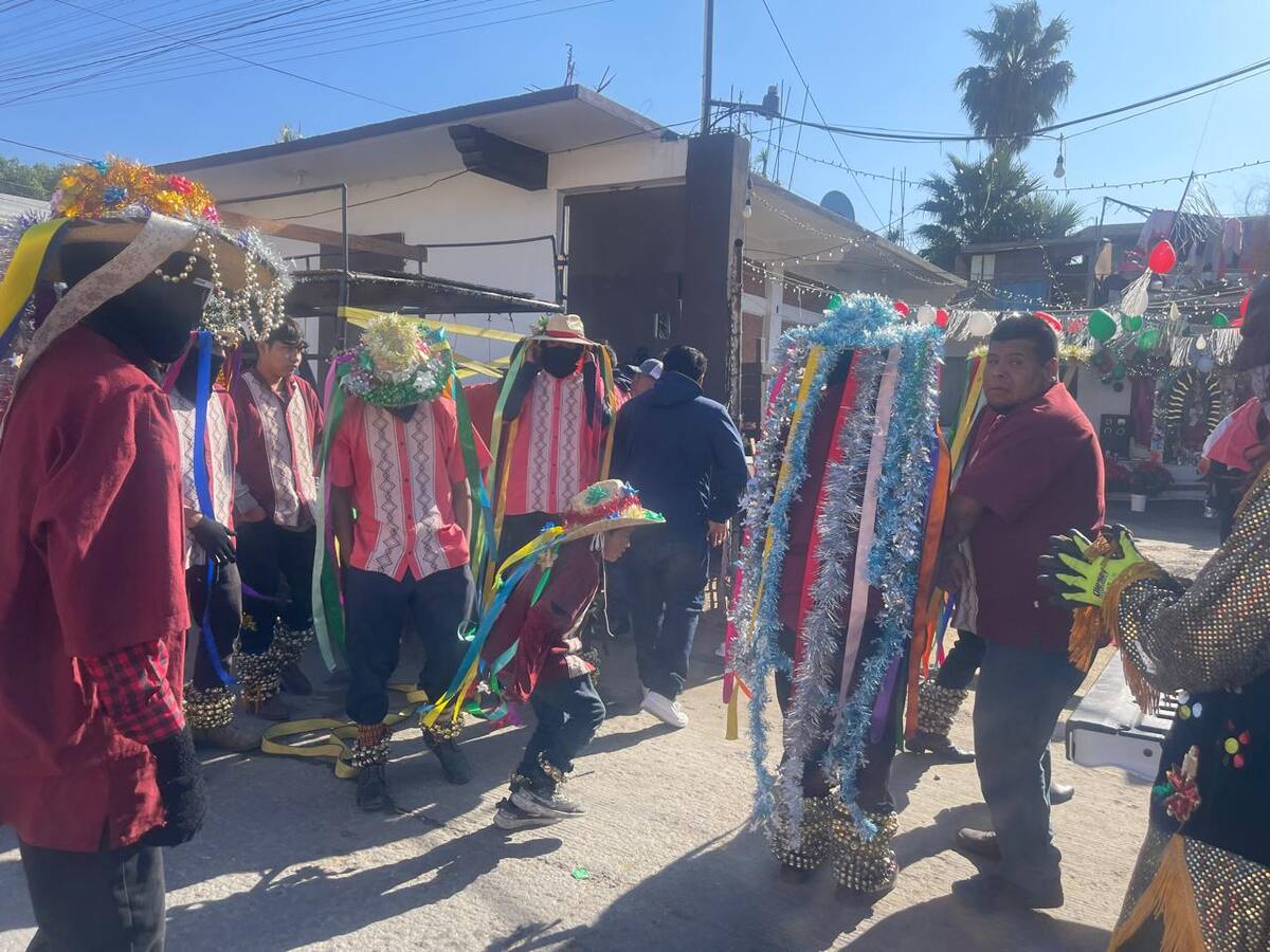 En estos días se visitarán varias casas de la comunidad y algunos comercios donde se realizarán danzas en Rosarito.