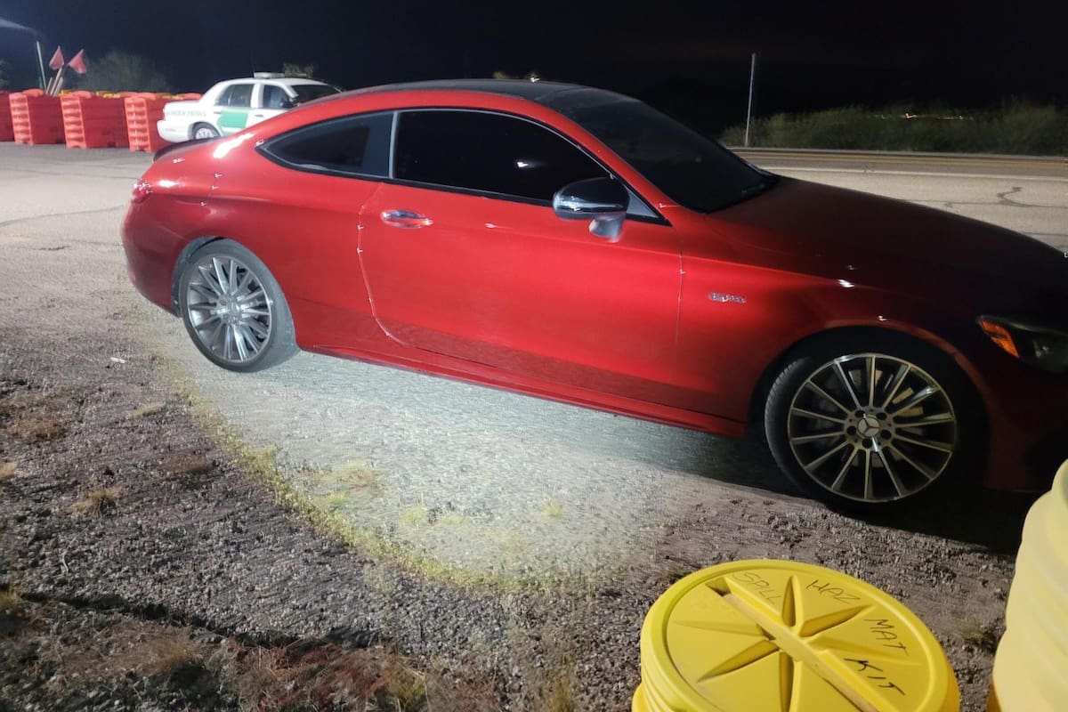 Frustran contrabando de personas y capturan a presuntos responsables