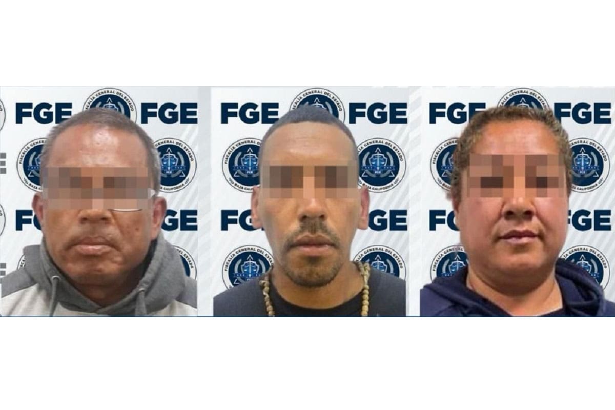 FGE detiene a tres personas durante cateos por narcomenudeo