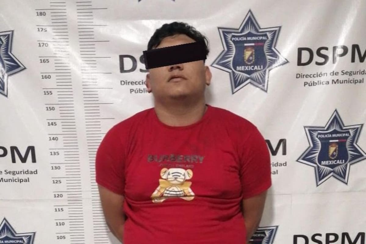 Hombre ataca a policía tras caso de violencia familiar