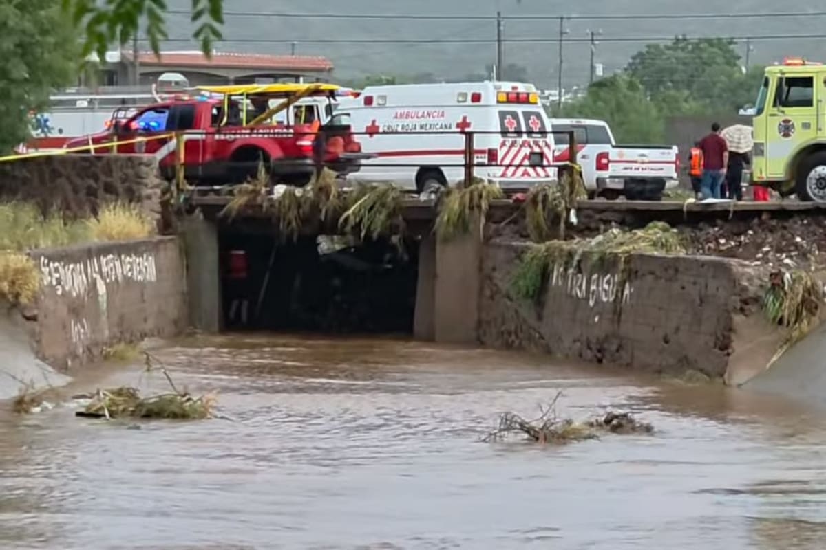 Una persona murió en Guaymas tras ser arrastrada por la corriente del arroyo de la colonia Misión del Sol durante las fuertes lluvias