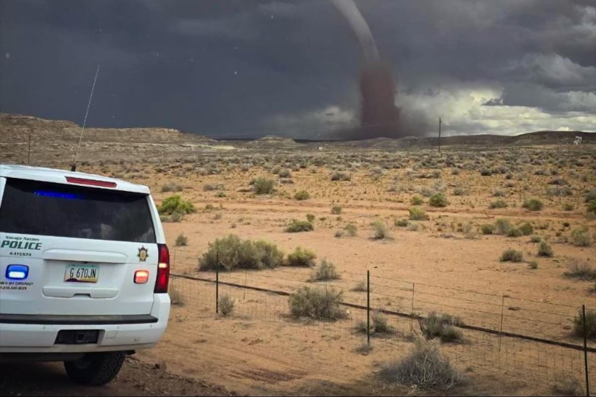 Tornados destruyen tres casas y desaparecen mascotas y ganado en reserva Navajo de Utah