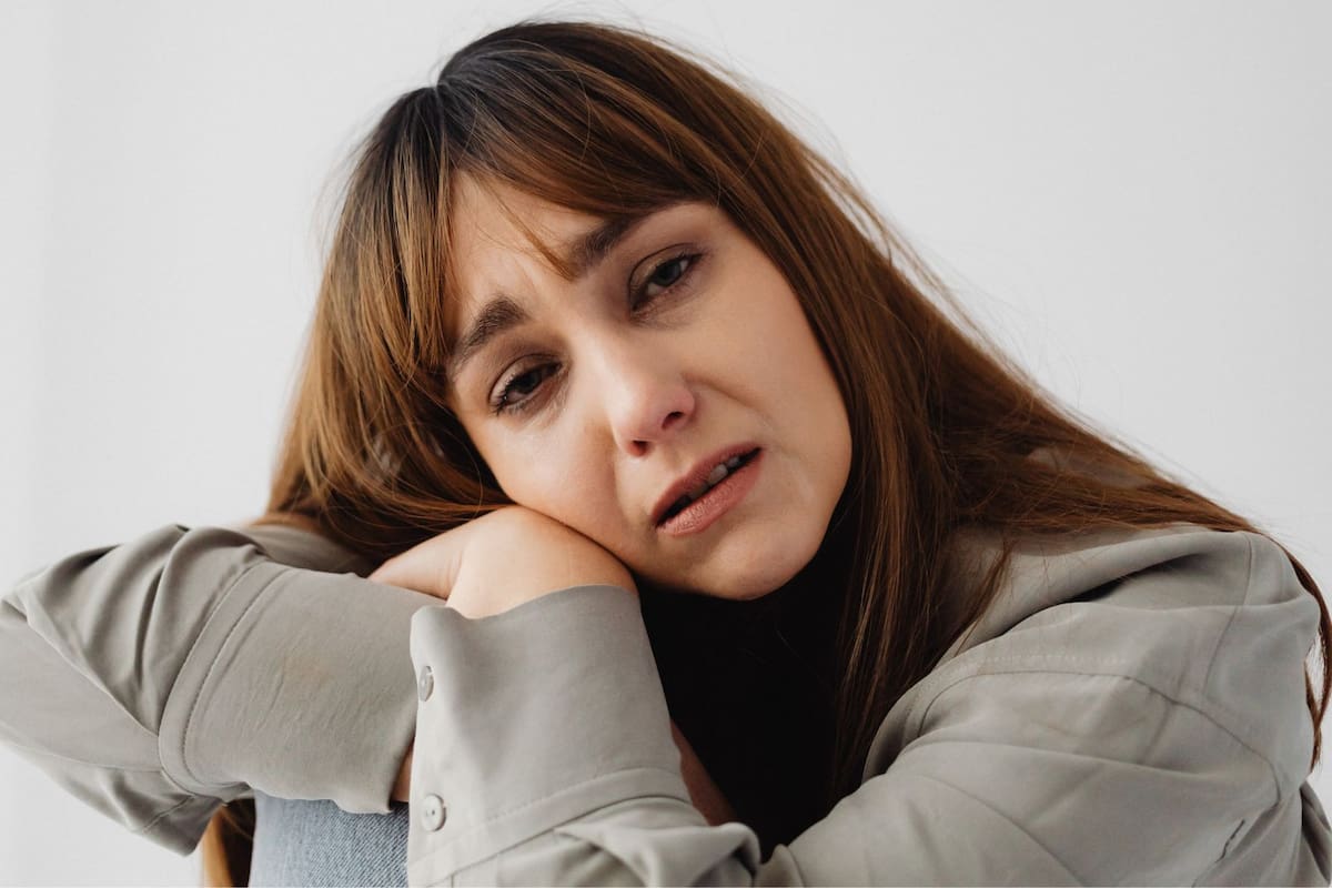 Por qué tu cuerpo se estremece al ver el dolor ajeno, según especialistas