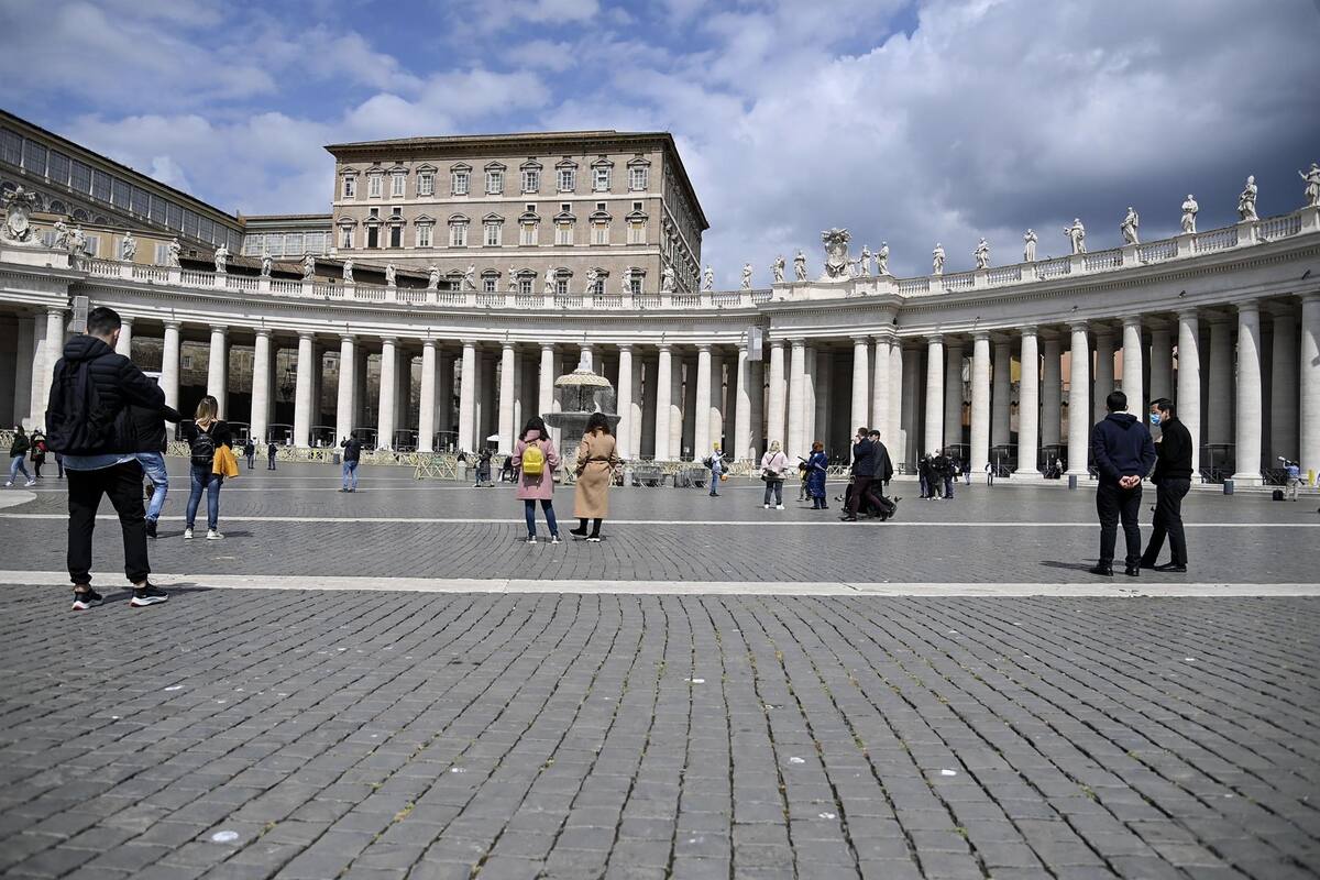 Vaticano informa por primera vez sobre su patrimonio inmobiliario