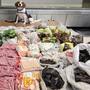 Luego de que la perra Maisy detectó una maleta llegada de Tailandia, agentes de EEUU encontraron casi 45 kilos de carne, frutas, plantas y partes de un lagarto protegido cuyo ingreso está restringido
