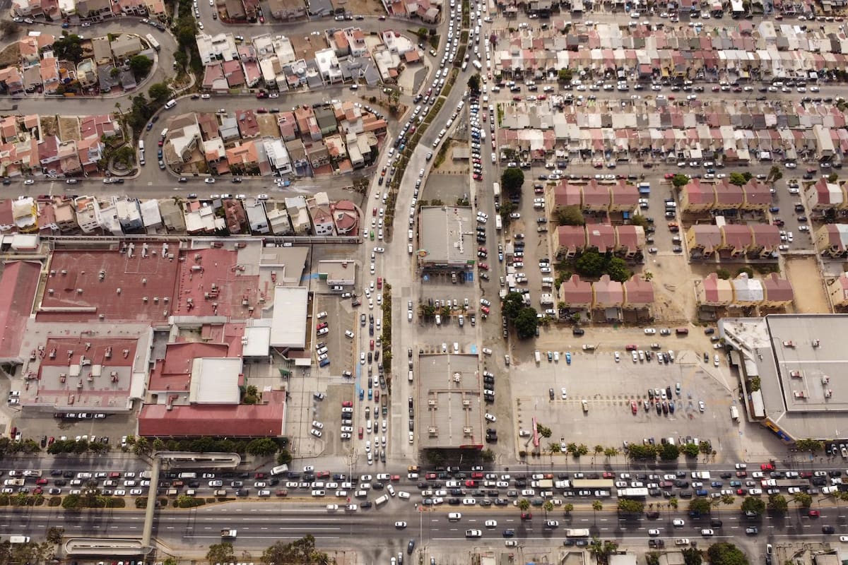 Saturación vial y tráfico comienzan a afectar competitividad de Ensenada