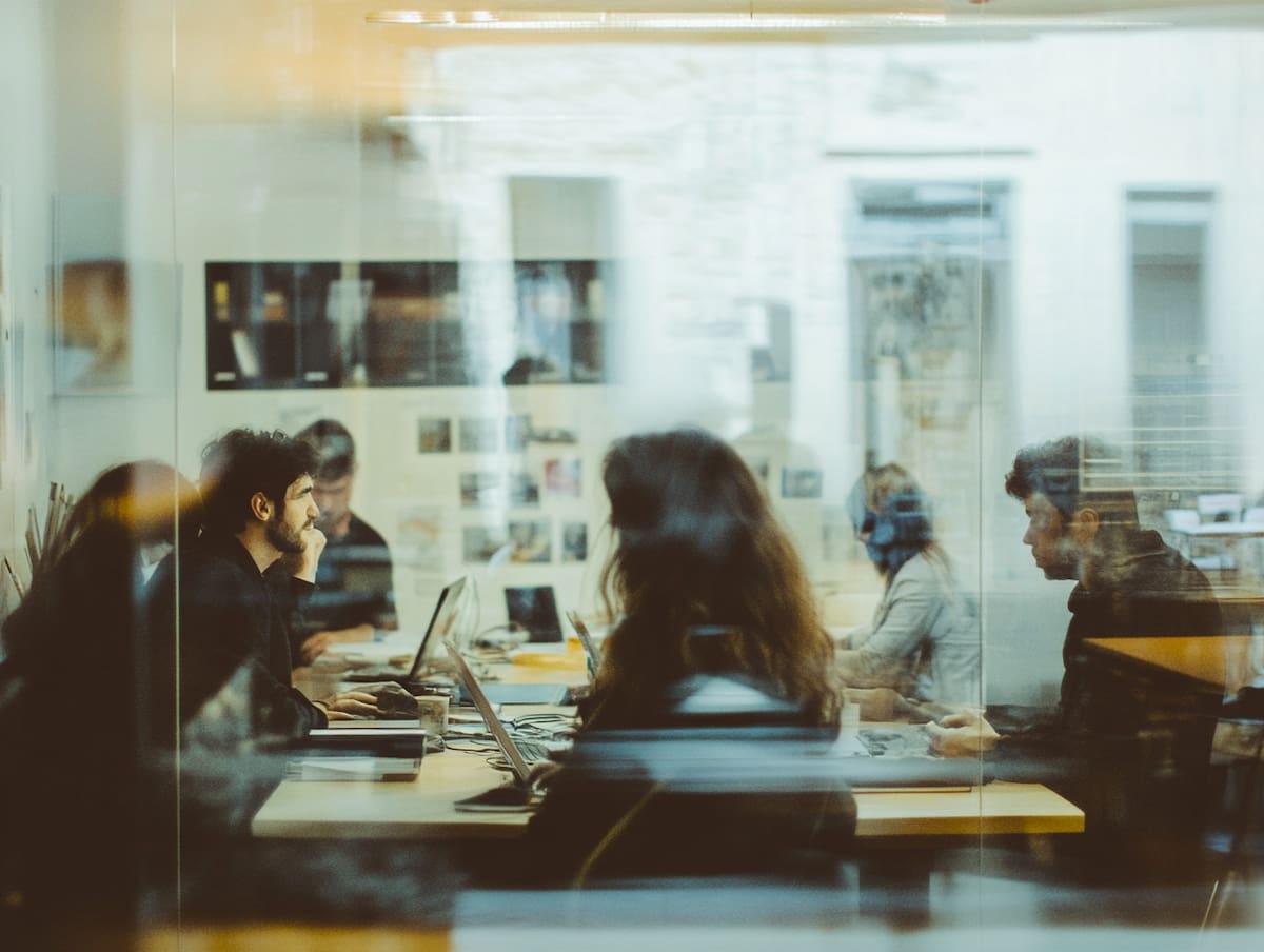 “El trabajo no puede estar por encima de la dignidad humana”, recalcó el legislador ante el Congreso.