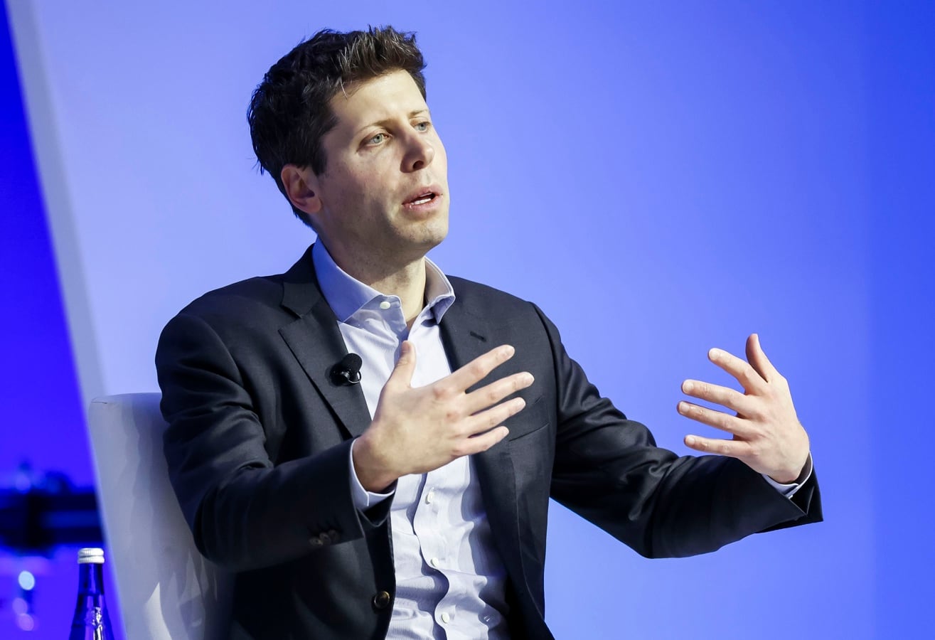 Sam Altman, consejero delegado y miembro de la junta directiva de OpenAI habla durante un evento de la 31 edición del Foro de Cooperación Económica Asia-Pacífico (APEC) el jueves 16 de noviembre de 2023 en el Centro de Convenciones Moscone West en San Francisco, California. EFE/John G. Mabanglo