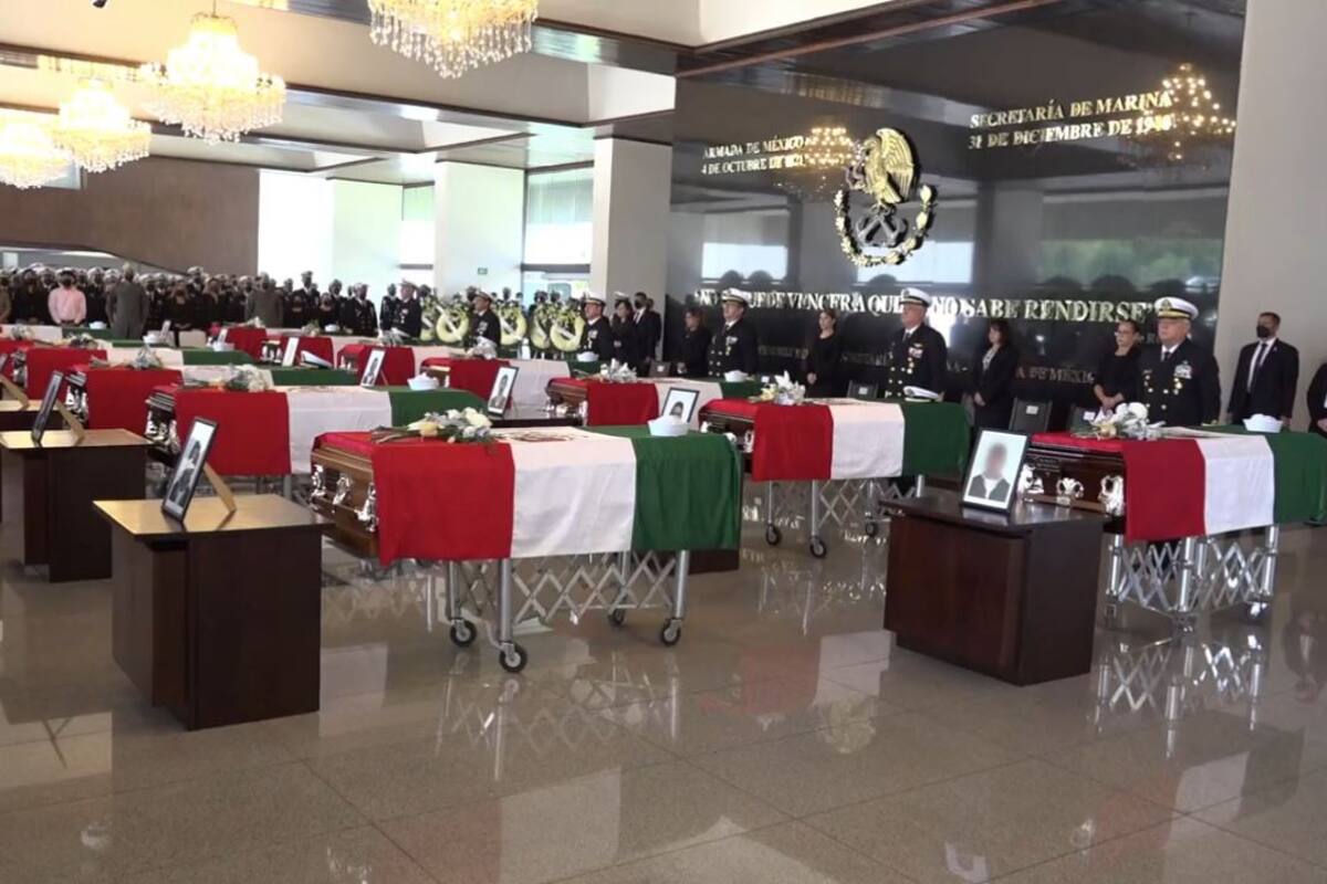 Semar: Realizan homenaje a 14 marinos que murieron tras desplome de helicóptero