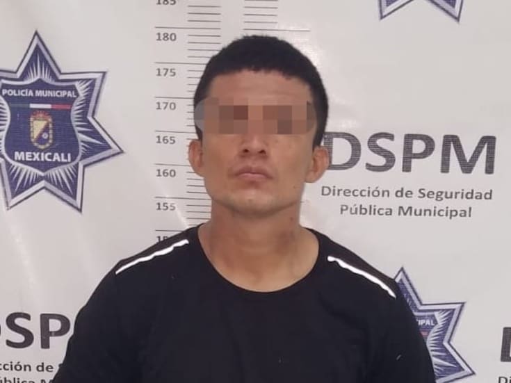 Detienen a sujeto tras intentar asaltar a empleado de Oxxo