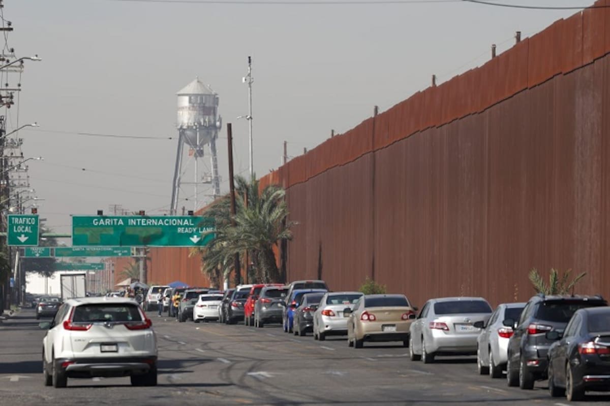 Tiempo de espera en garitas: 30 minutos en Ready Lane de Nuevo Mexicali