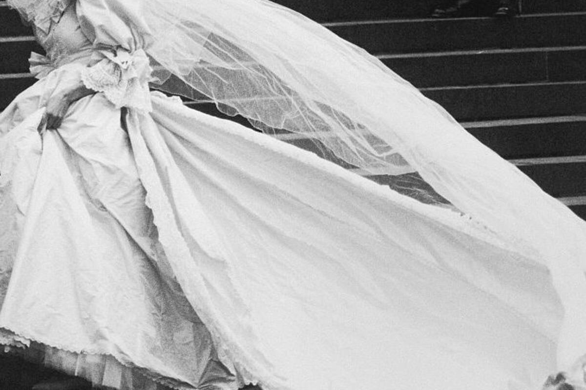 Vestido de novia de Diana de Gales será exhibido por primera vez